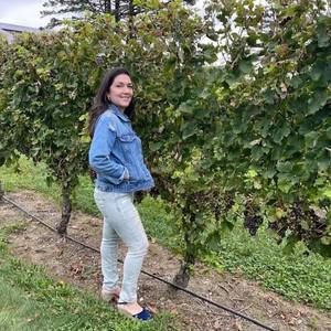 Meet your Posher, Blanca